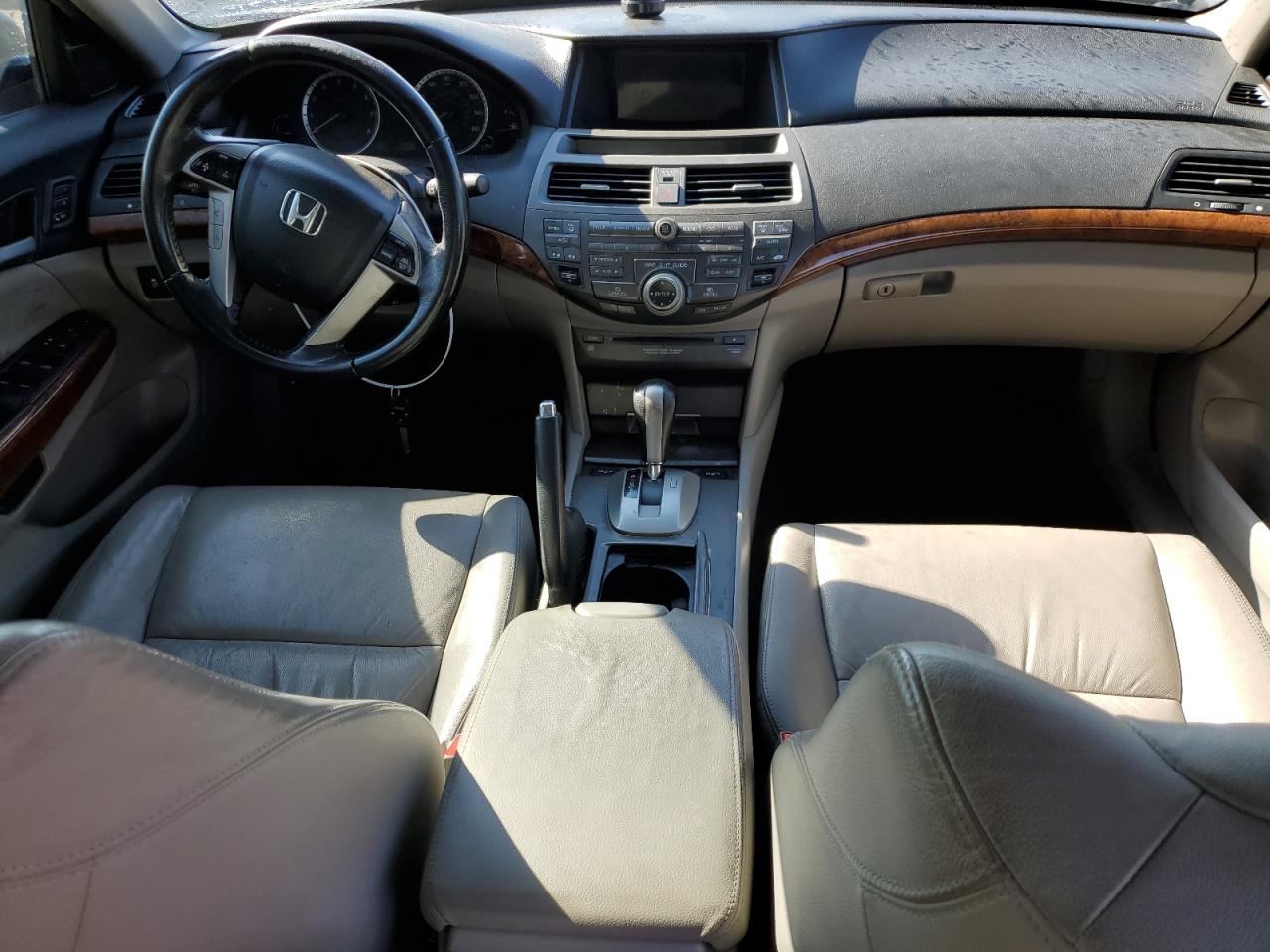 2012 Honda Accord - Image 8