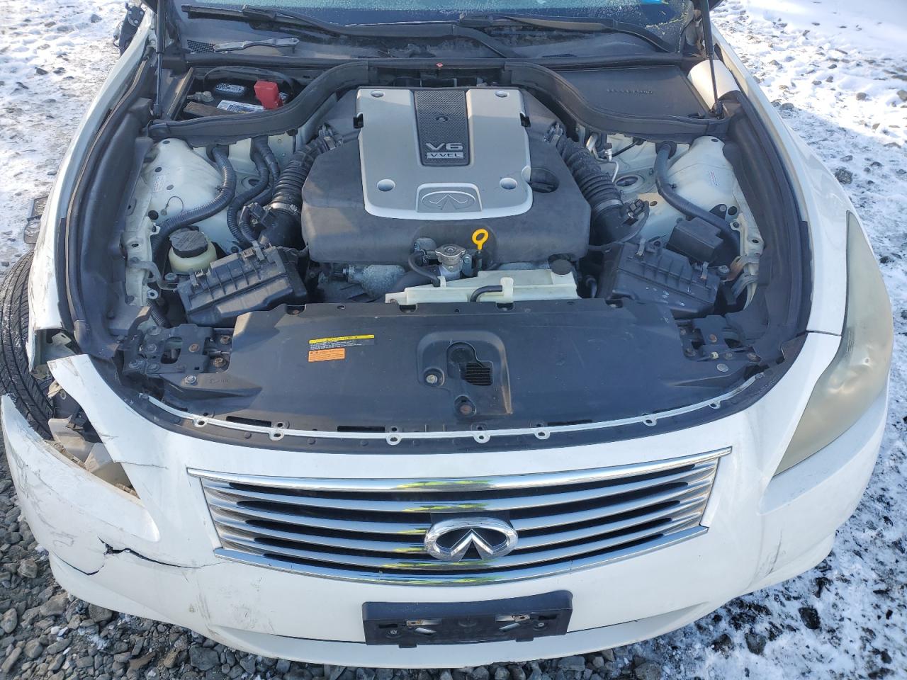 2011 Infiniti G - Image 12