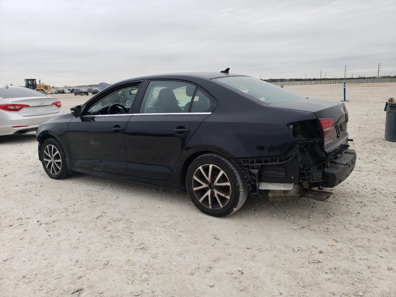 2017 Volkswagen Jetta - Image 2