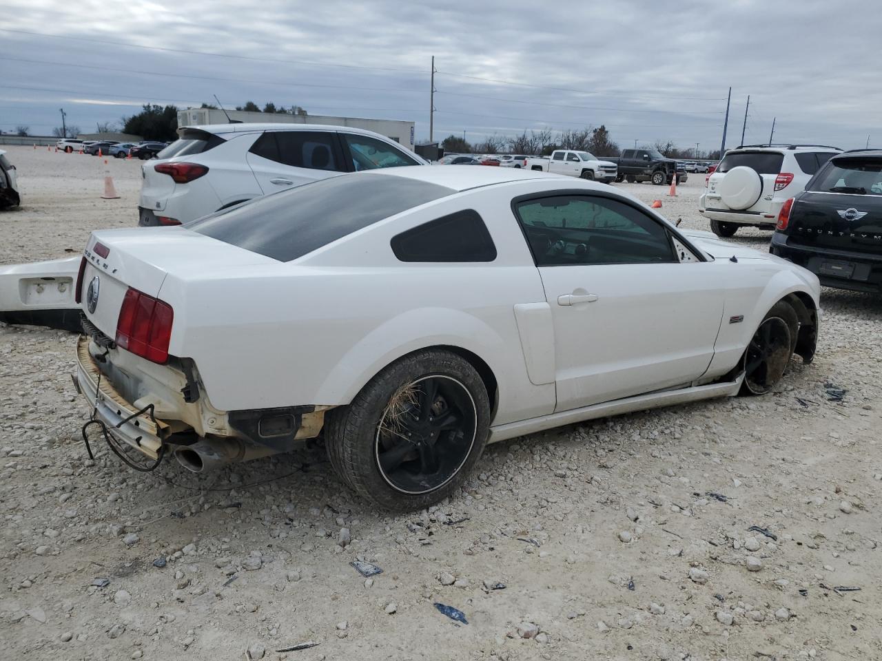 2007 Ford Mustang - Image 3