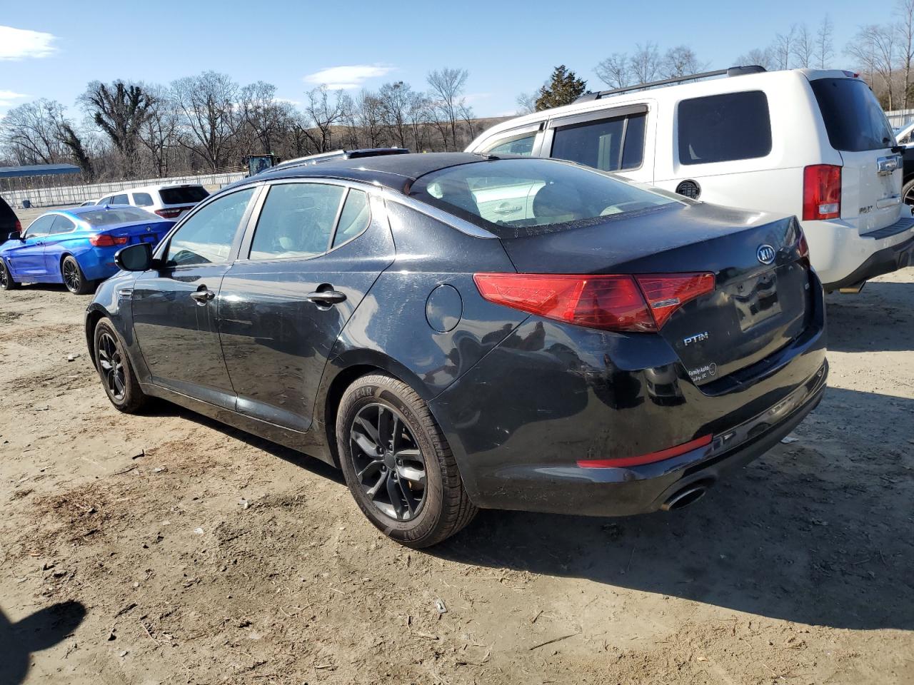 2011 Kia Optima - Image 2