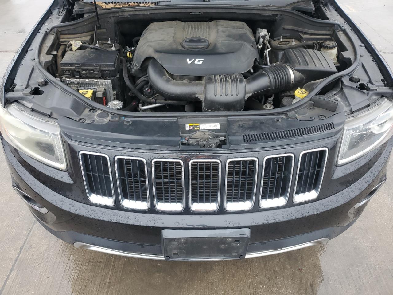 2014 Jeep Grand Cherokee - Image 12