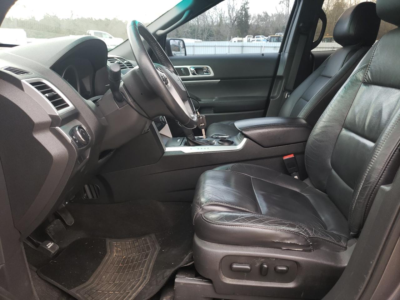 2014 Ford Explorer - Image 7