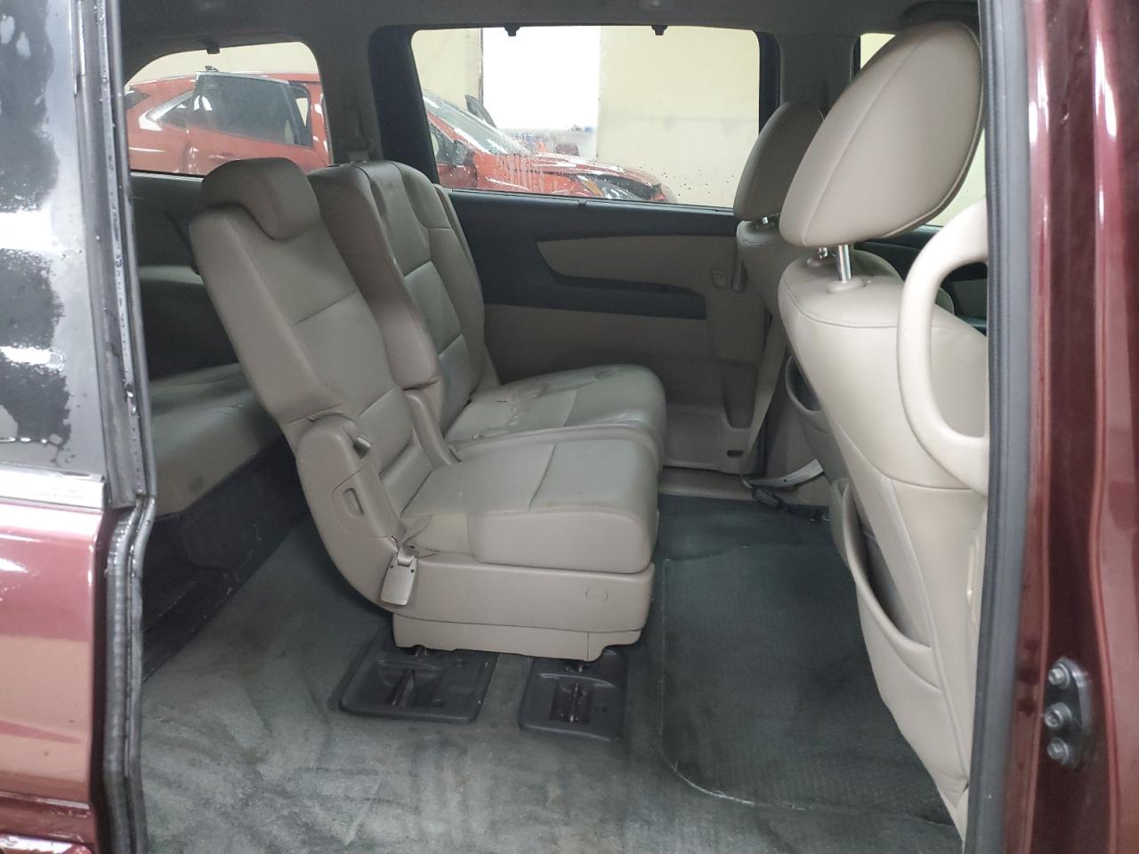 2012 Honda Odyssey - Image 11