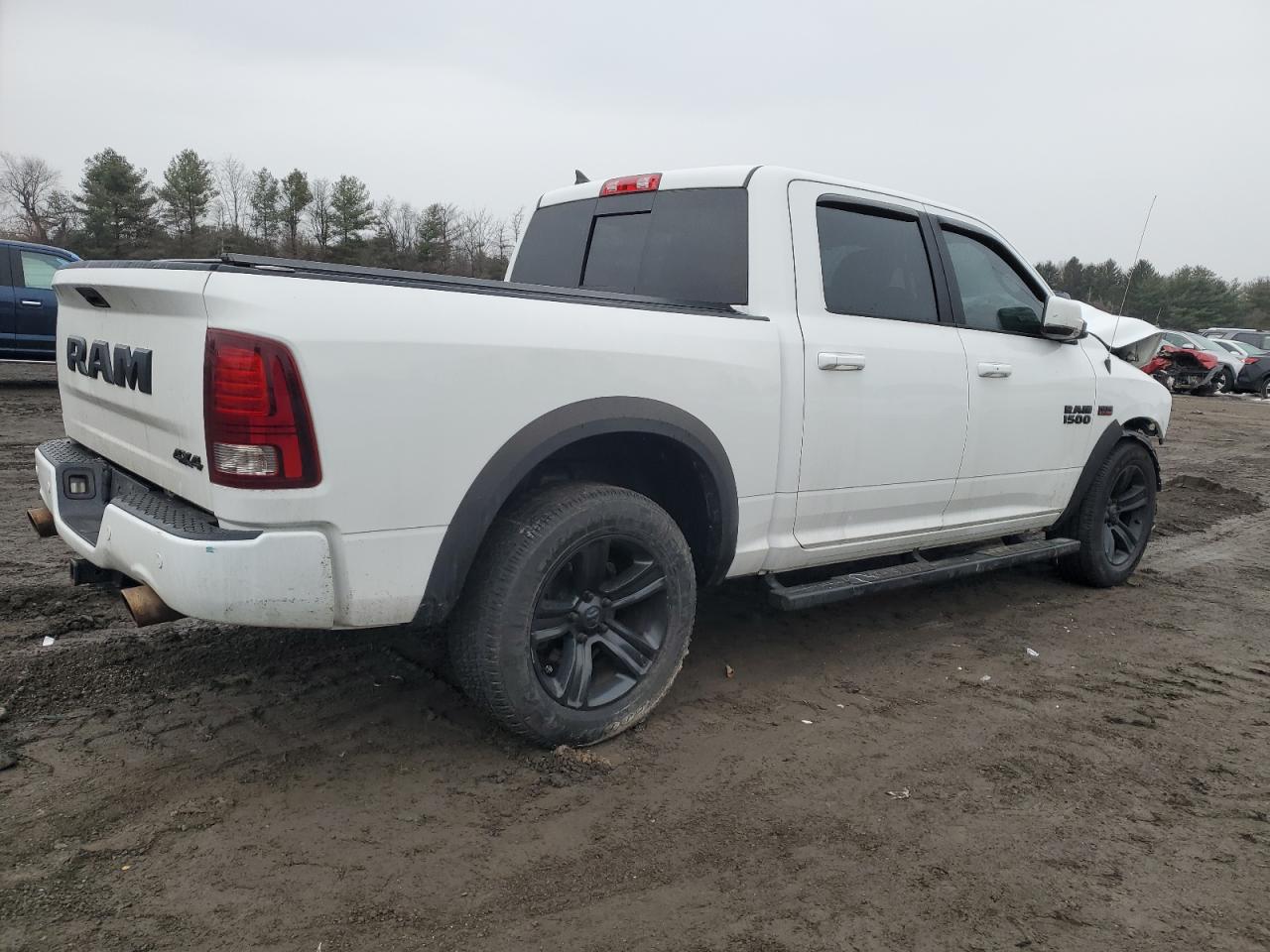 2018 RAM 1500 - Image 3