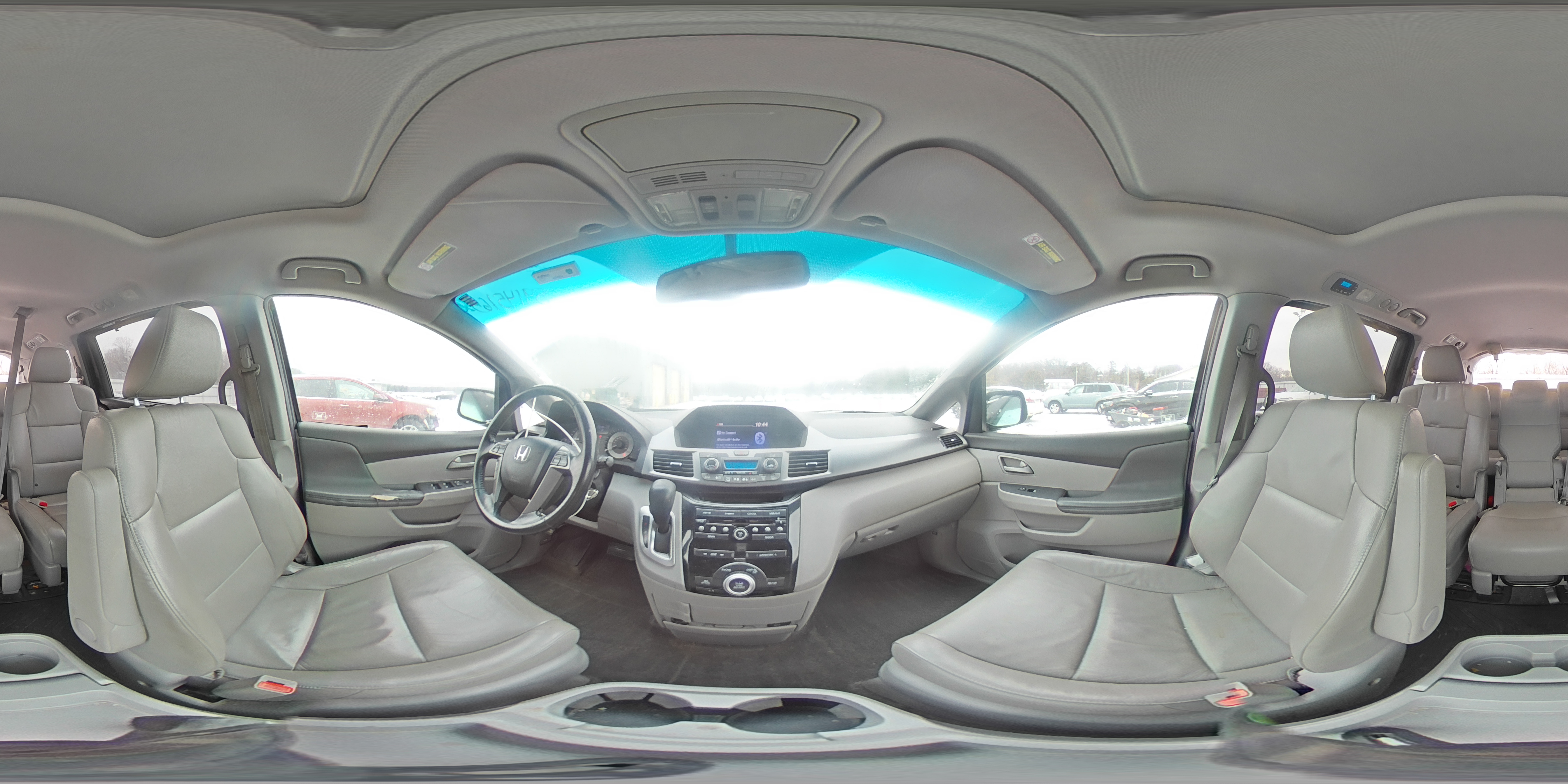 2011 Honda Odyssey - Image 13