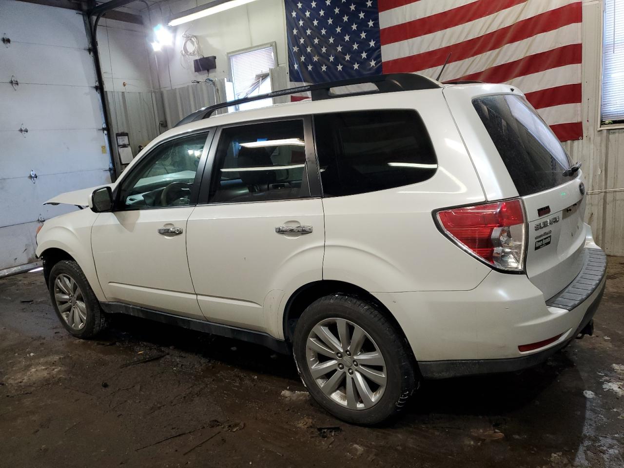 2013 Subaru Forester - Image 2