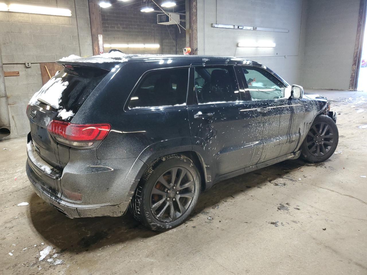 2018 Jeep Grand Cherokee - Image 3