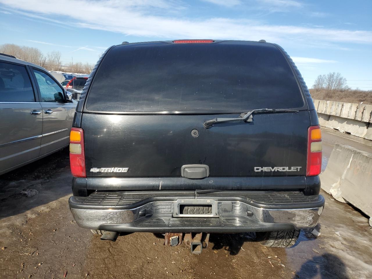 2003 Chevrolet Tahoe - Image 6