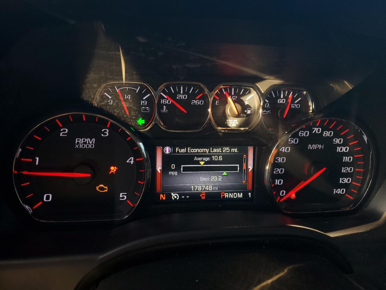 2016 GMC Sierra - Image 9