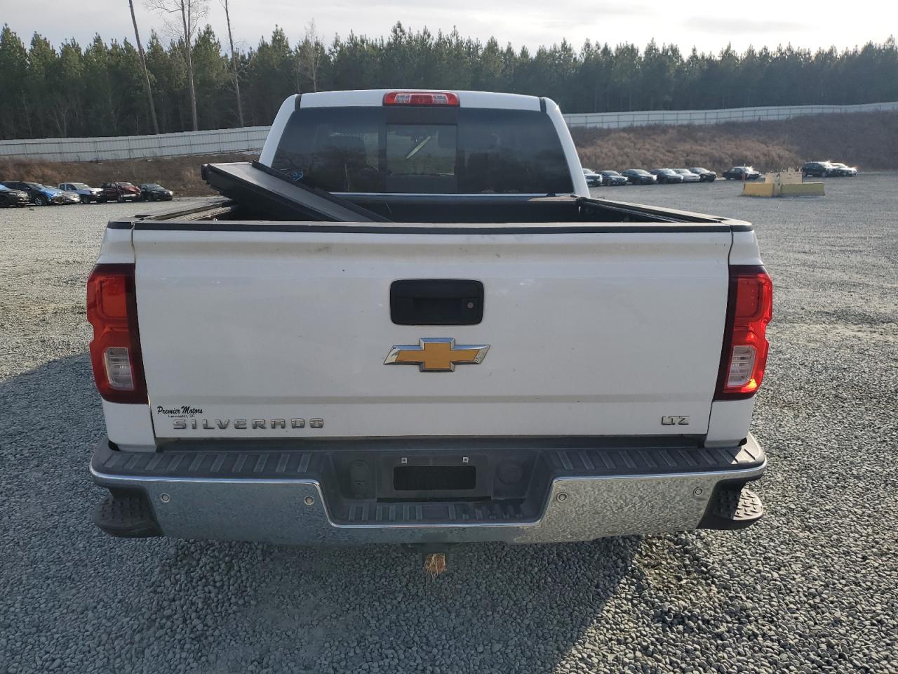 2016 Chevrolet Silverado - Image 6
