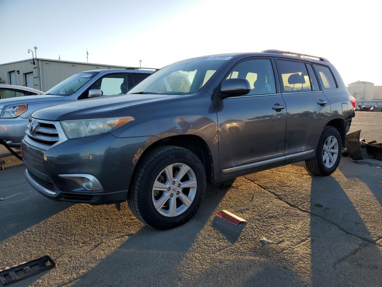 2012 Toyota Highlander - Image 1