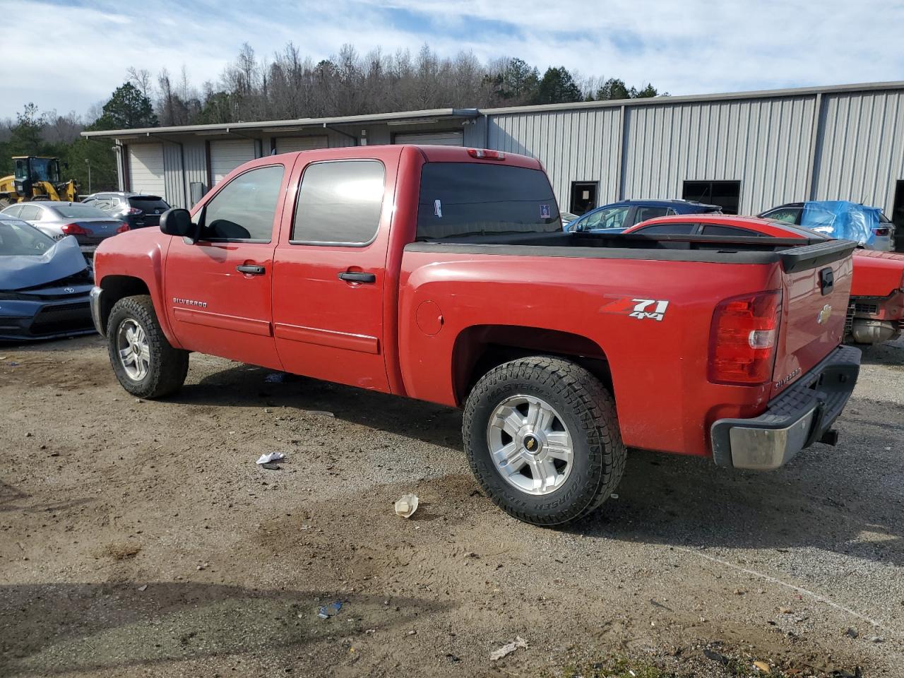 2013 Chevrolet Silverado - Image 2