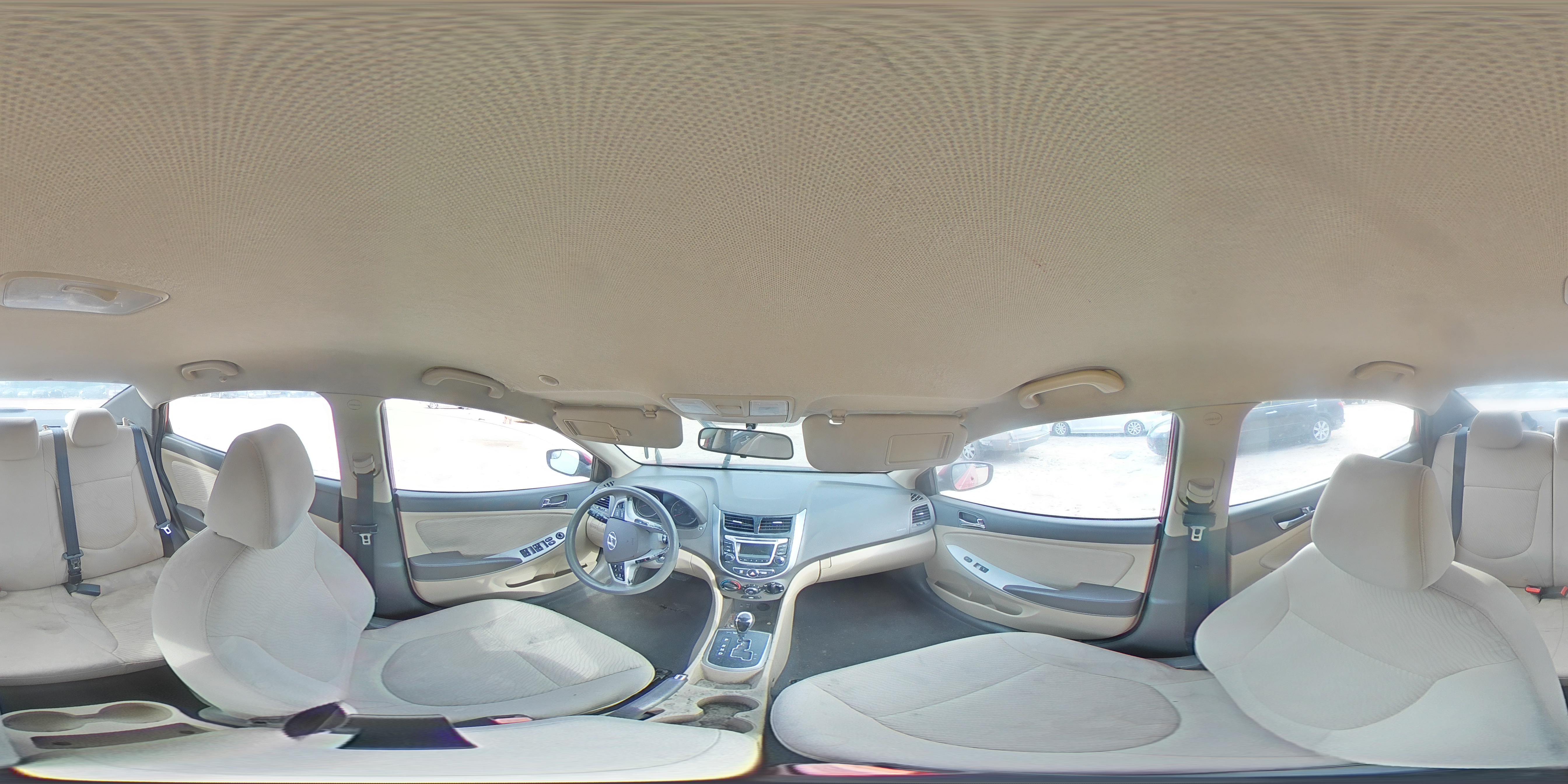 2014 Hyundai Accent - Image 13
