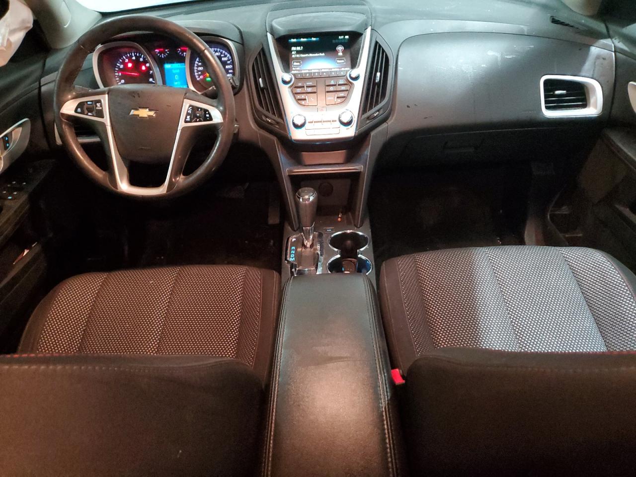 2017 Chevrolet Equinox - Image 8