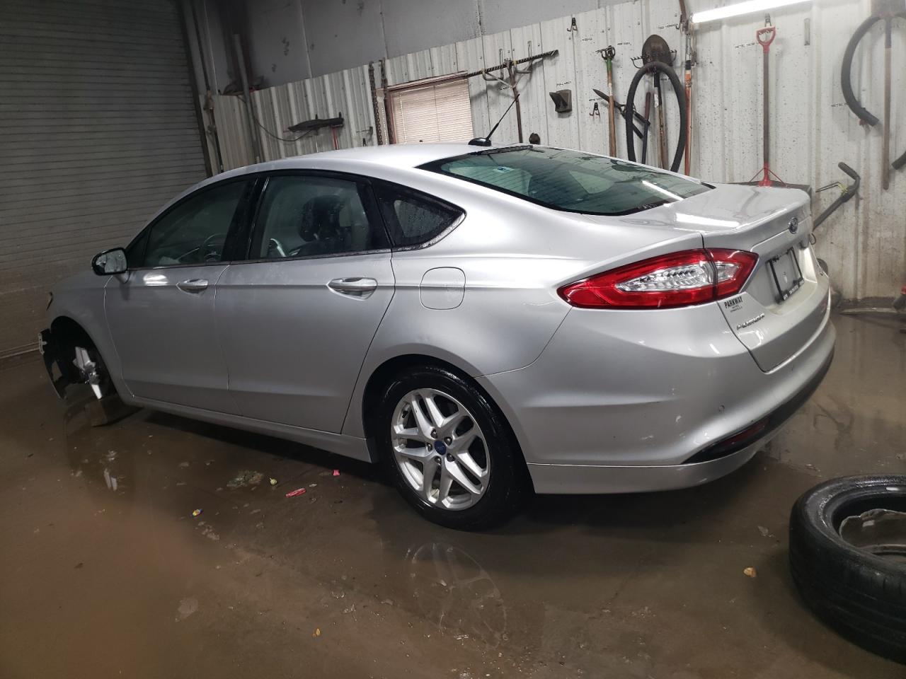 2013 Ford Fusion - Image 2