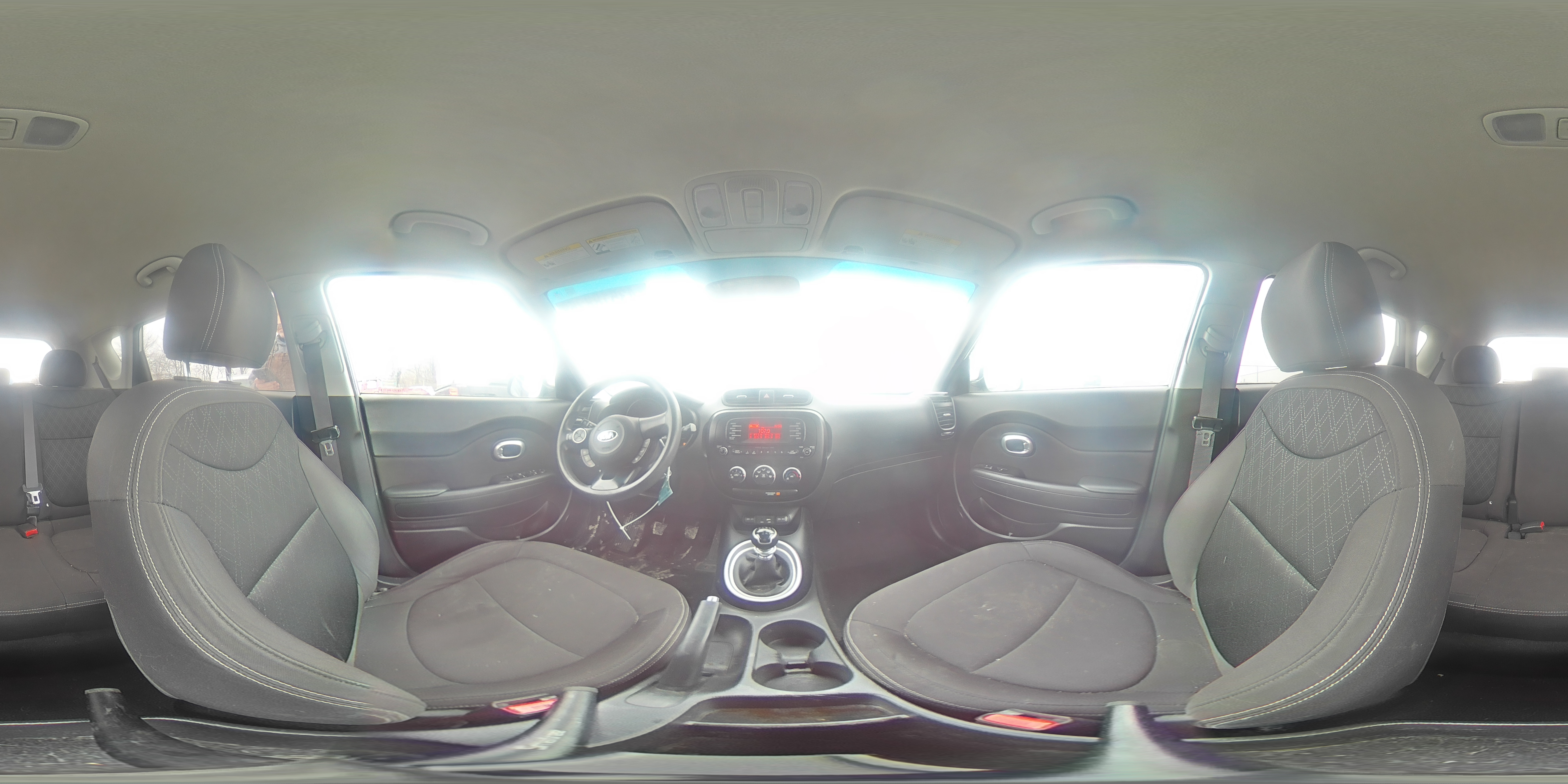 2016 Kia Soul - Image 13