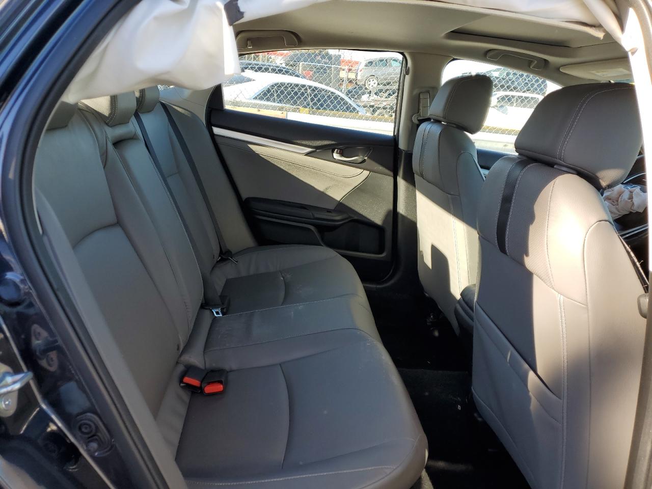 2016 Honda Civic - Image 11