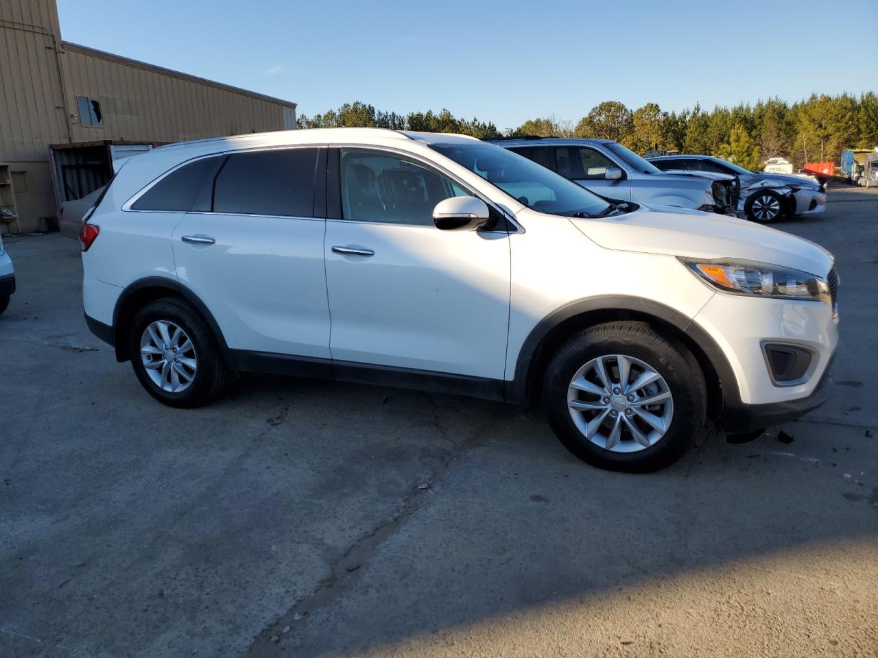 2017 Kia Sorento - Image 4