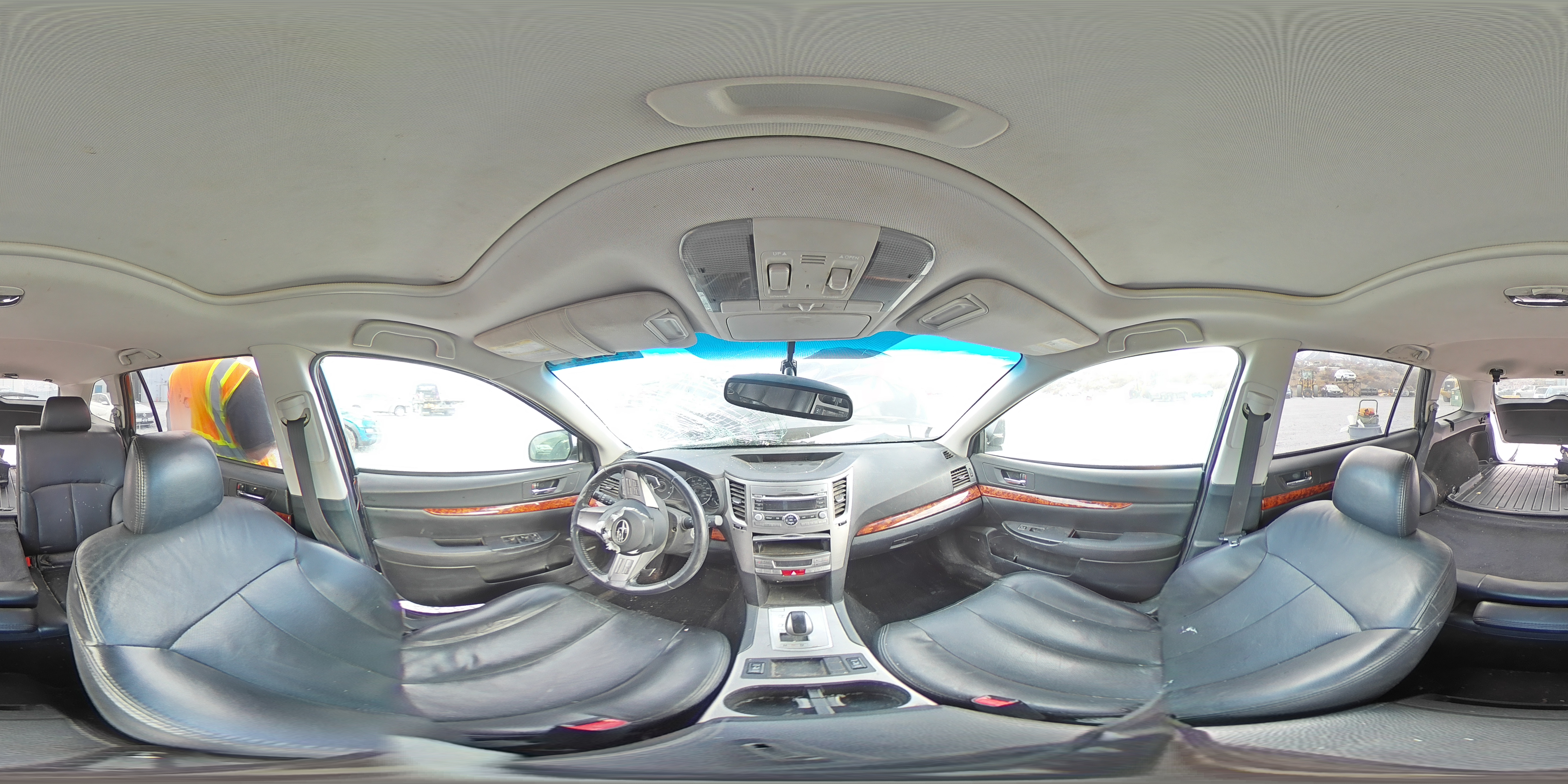2011 Subaru Outback - Image 13