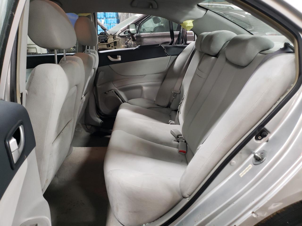 2008 Hyundai Sonata - Image 10
