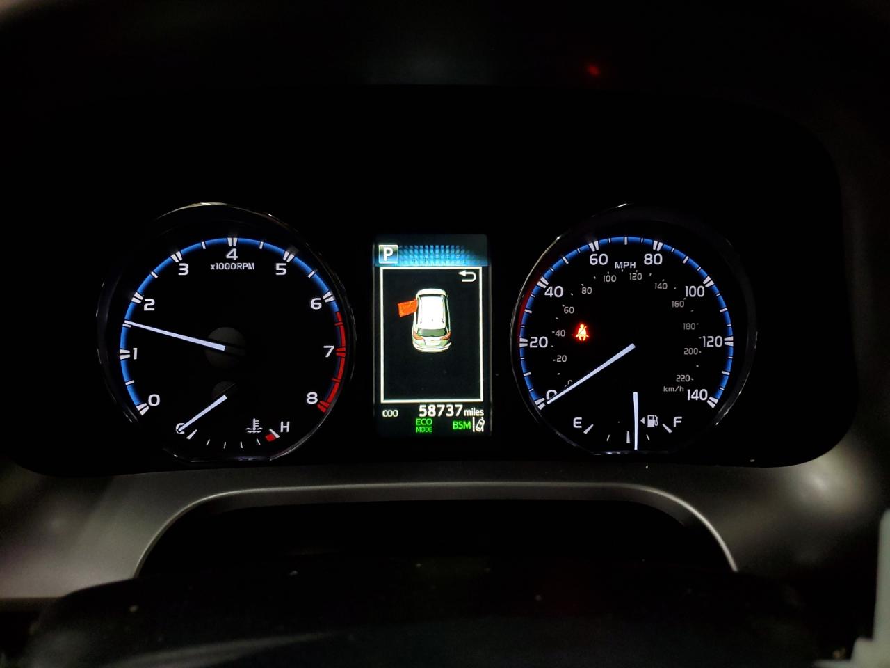 2018 Toyota RAV 4 - Image 9