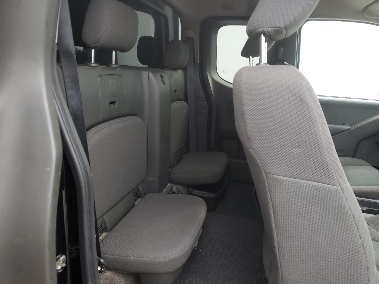 2017 Nissan Navara (Frontier) - Image 10