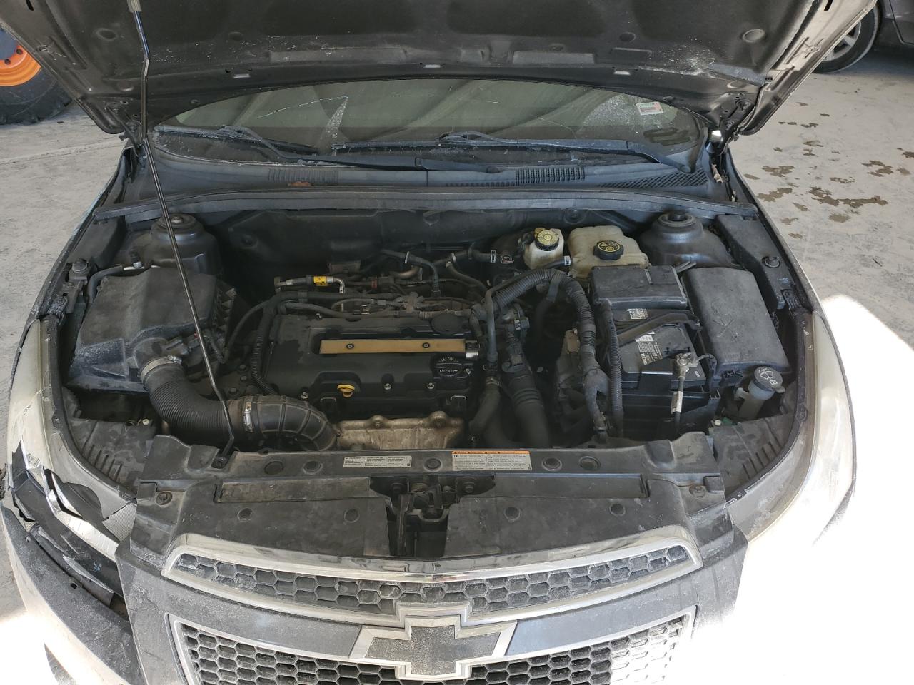 2013 Chevrolet Cruze - Image 12
