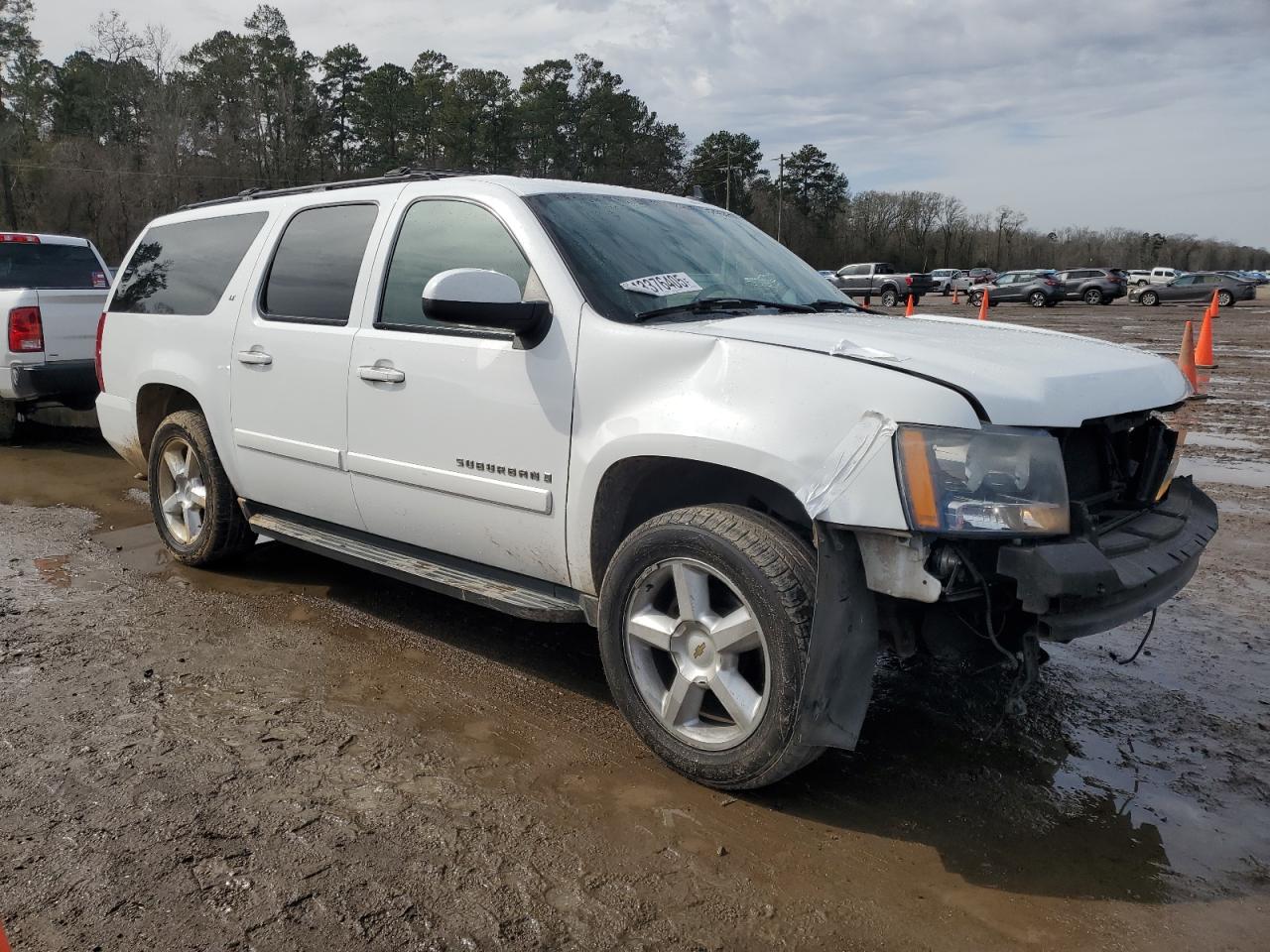 2007 Chevrolet Suburban - Image 4