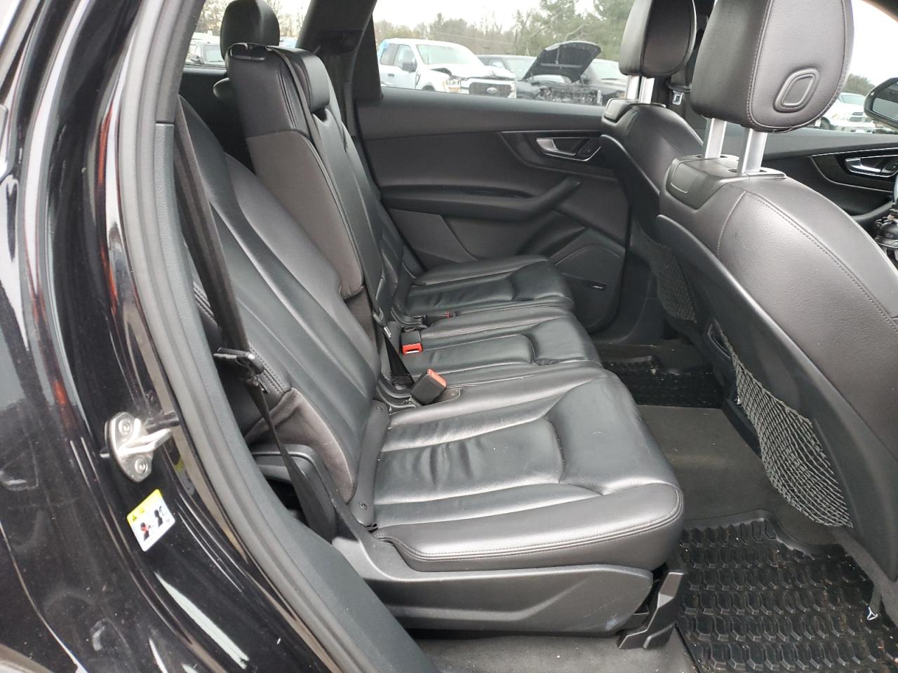 2018 Audi Q7 - Image 11
