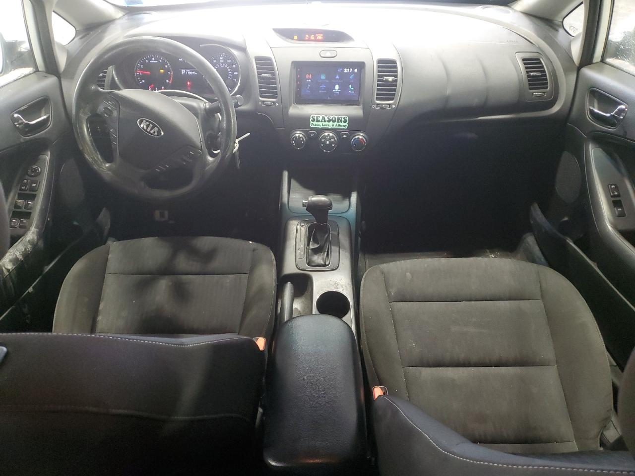 2016 Kia Forte - Image 8