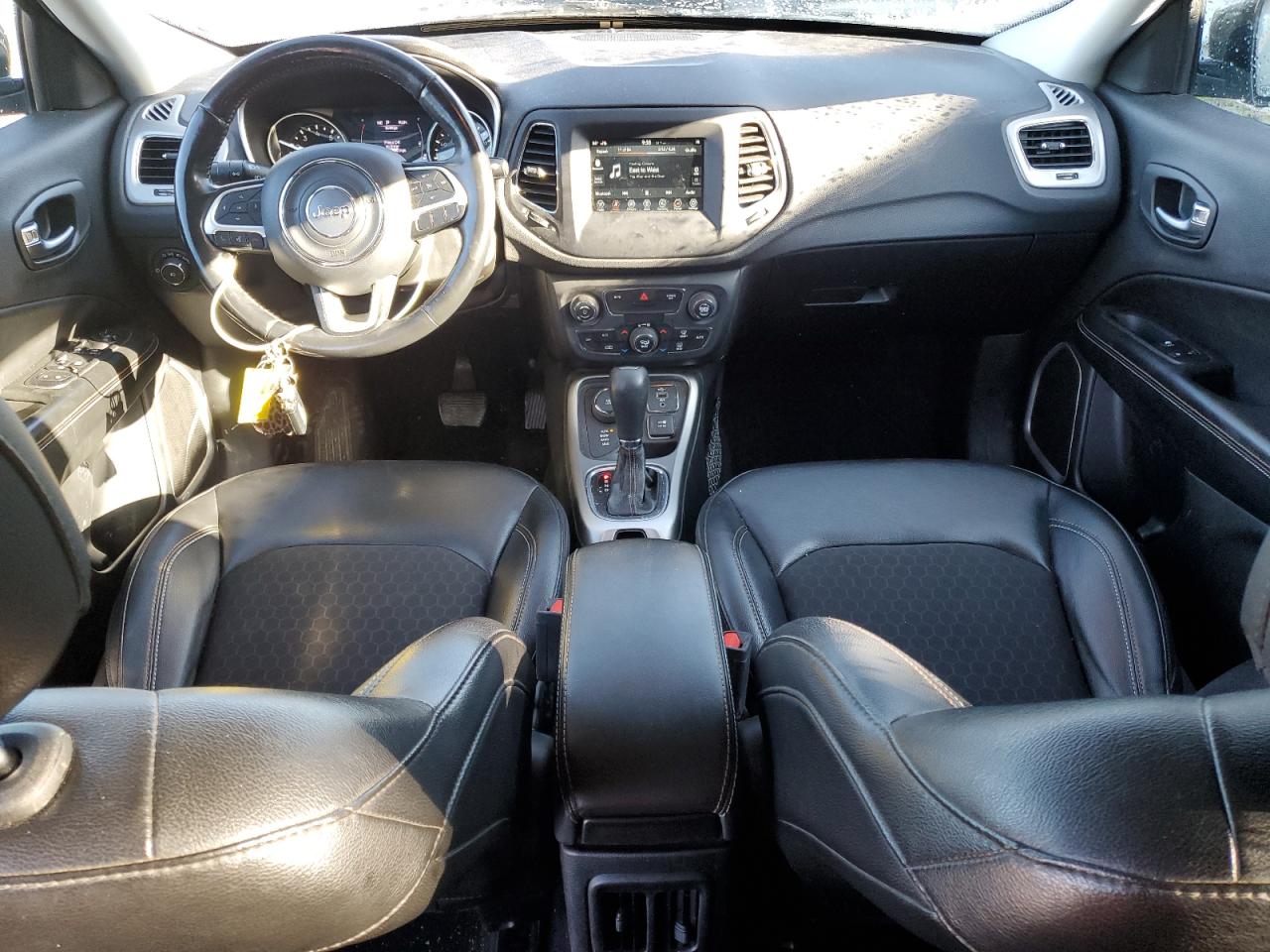 2020 Jeep Compass - Image 8
