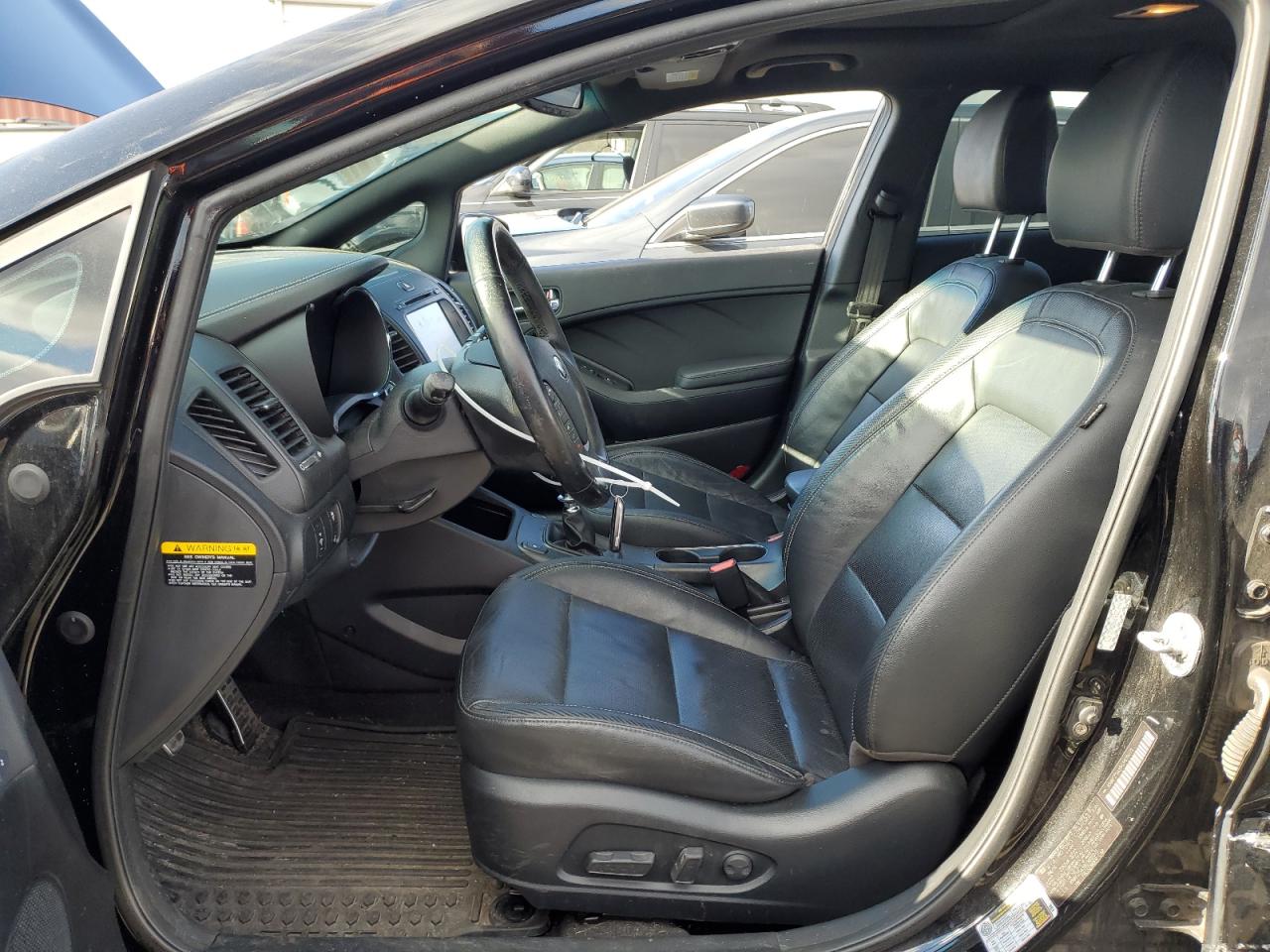 2016 Kia Forte - Image 7