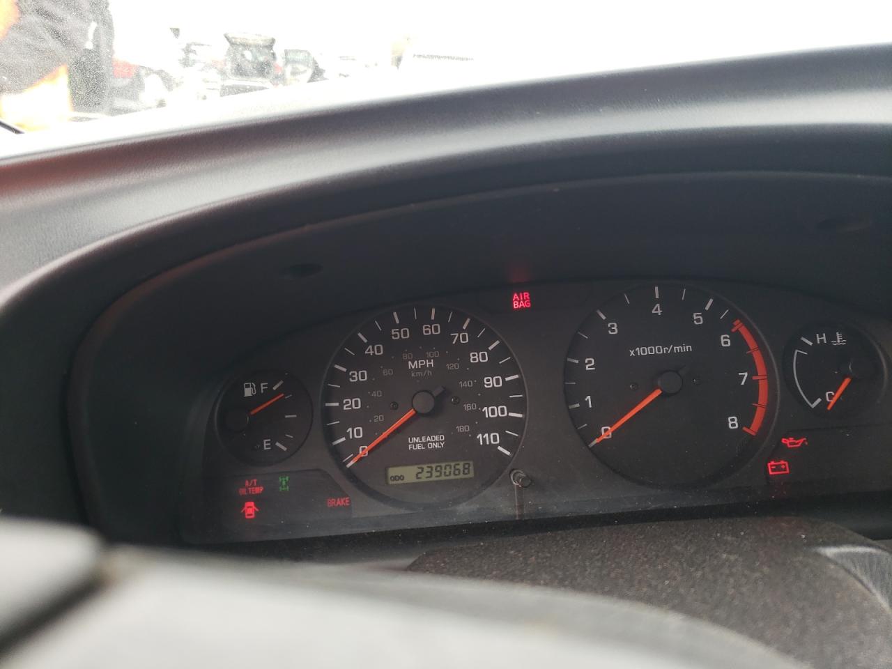 2000 Nissan Navara (Frontier) - Image 9