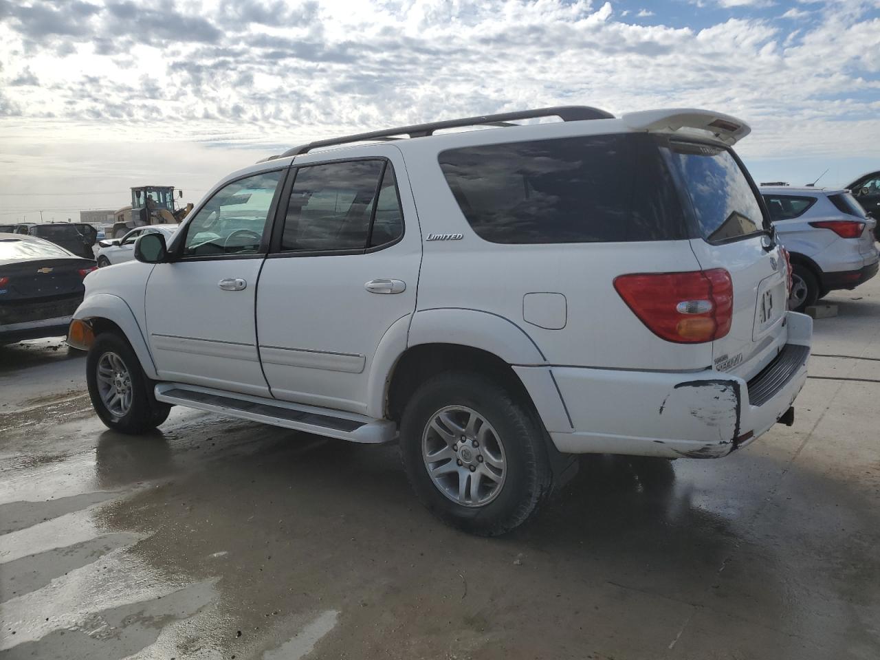 2003 Toyota Sequoia - Image 2