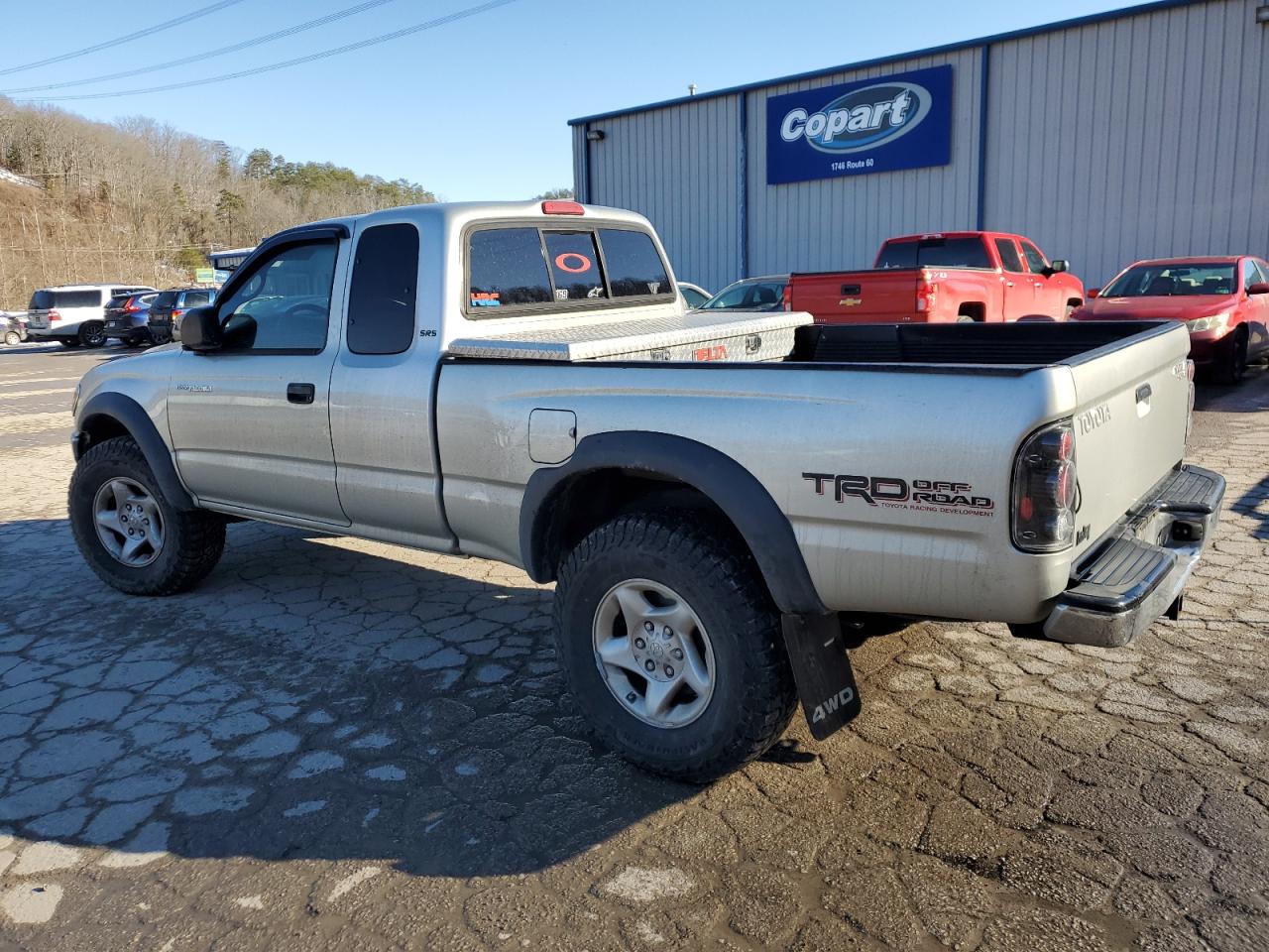 2004 Toyota Tacoma - Image 2
