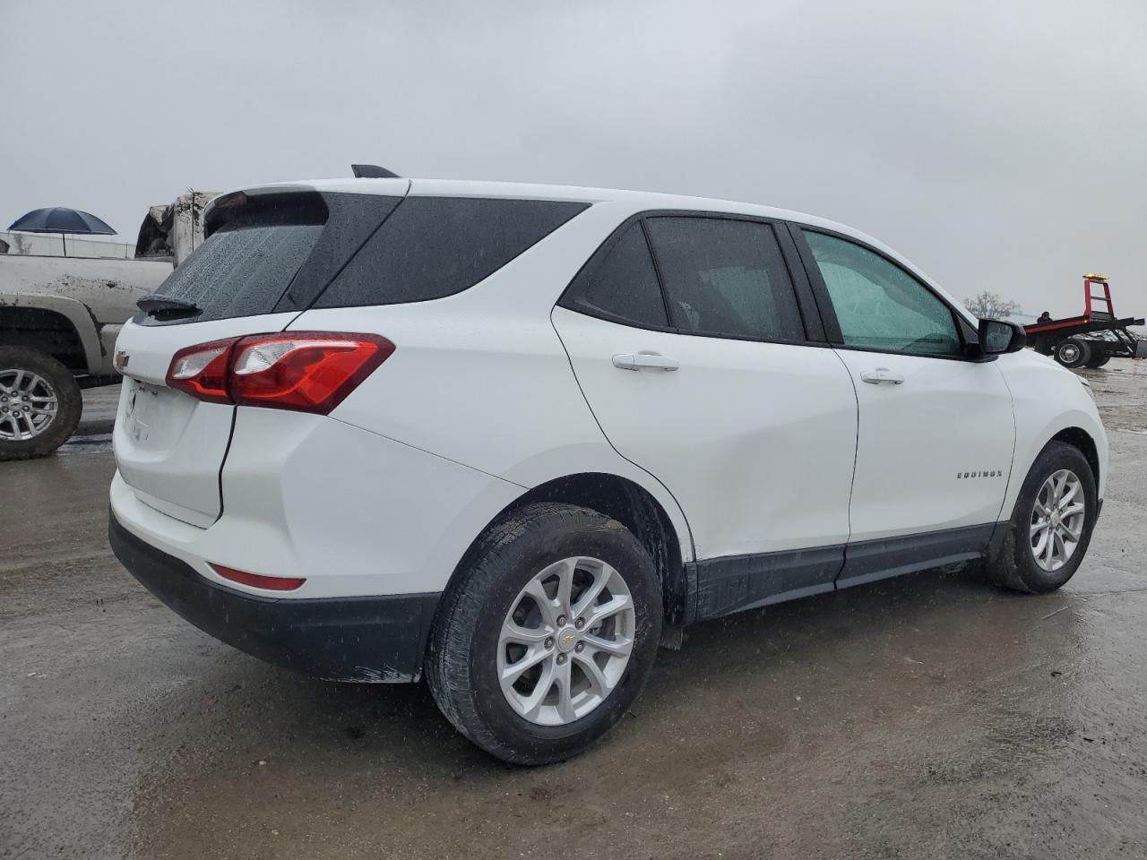 2021 Chevrolet Equinox - Image 3