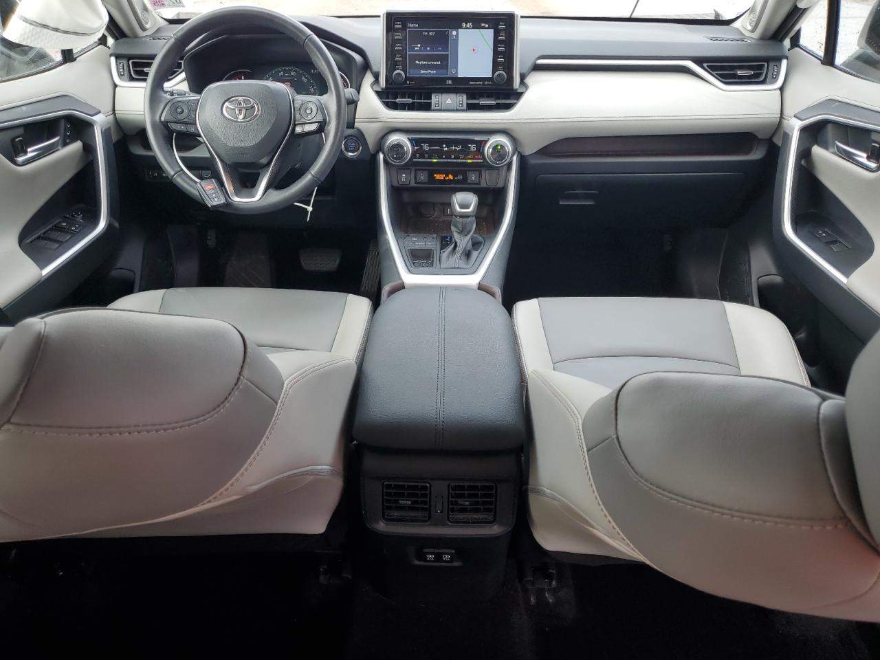 2021 Toyota RAV 4 - Image 8