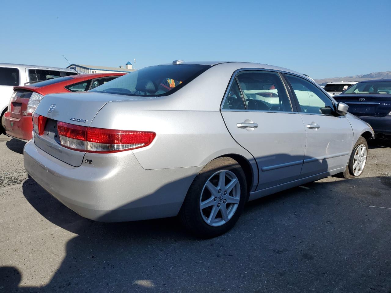 2004 Honda Accord - Image 3