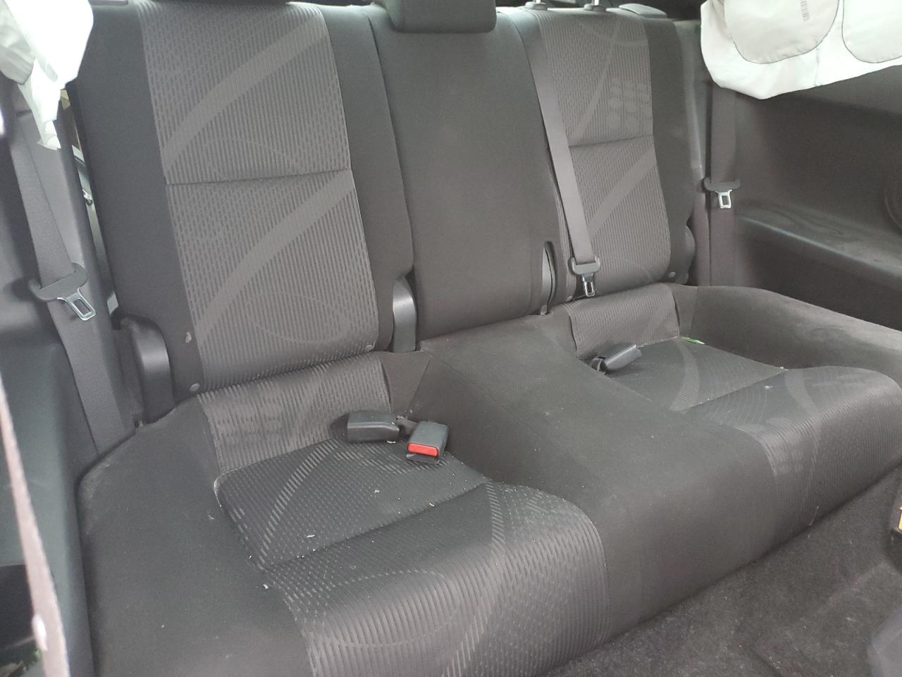 2012 Toyota tC - Image 10