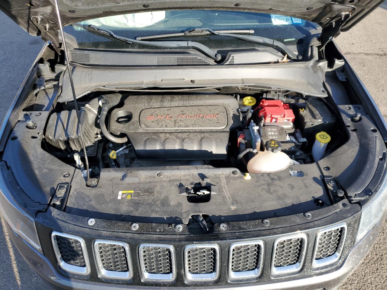 2021 Jeep Compass - Image 14