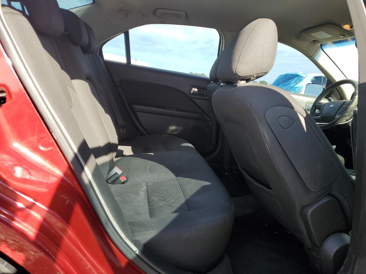 2010 Ford Fusion - Image 10