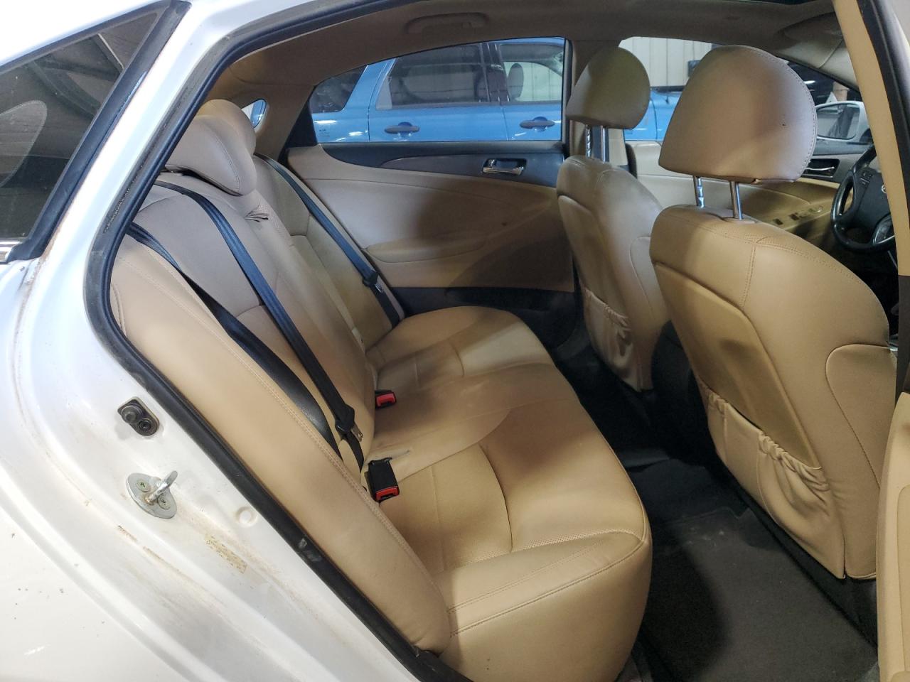 2015 Hyundai Sonata - Image 10