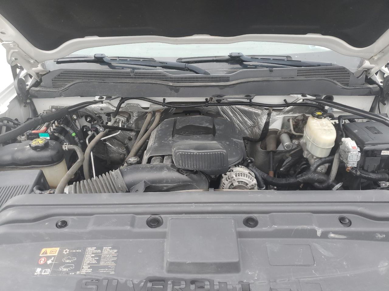 2018 Chevrolet Silverado - Image 11