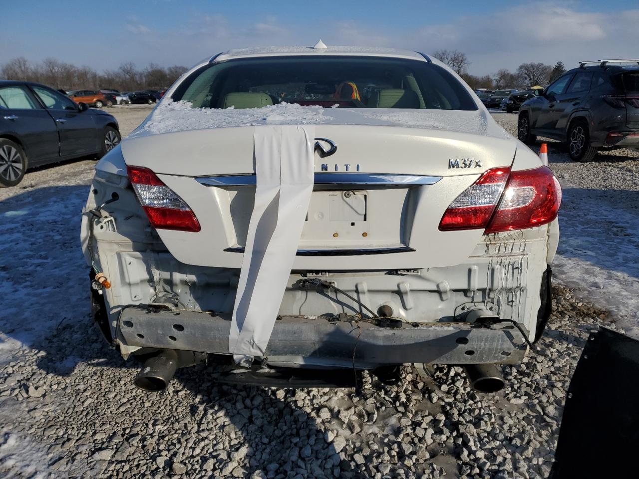 2013 Infiniti M - Image 6