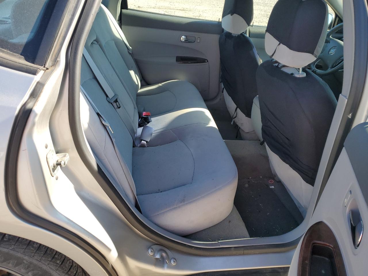 2007 Buick LaCrosse - Image 10