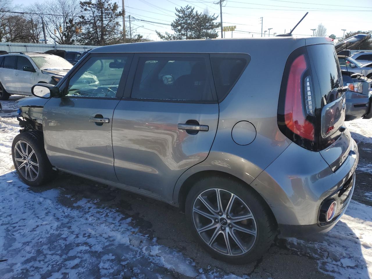 2019 Kia Soul - Image 2