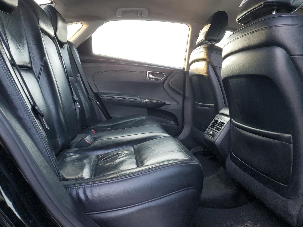 2014 Toyota Avalon - Image 10