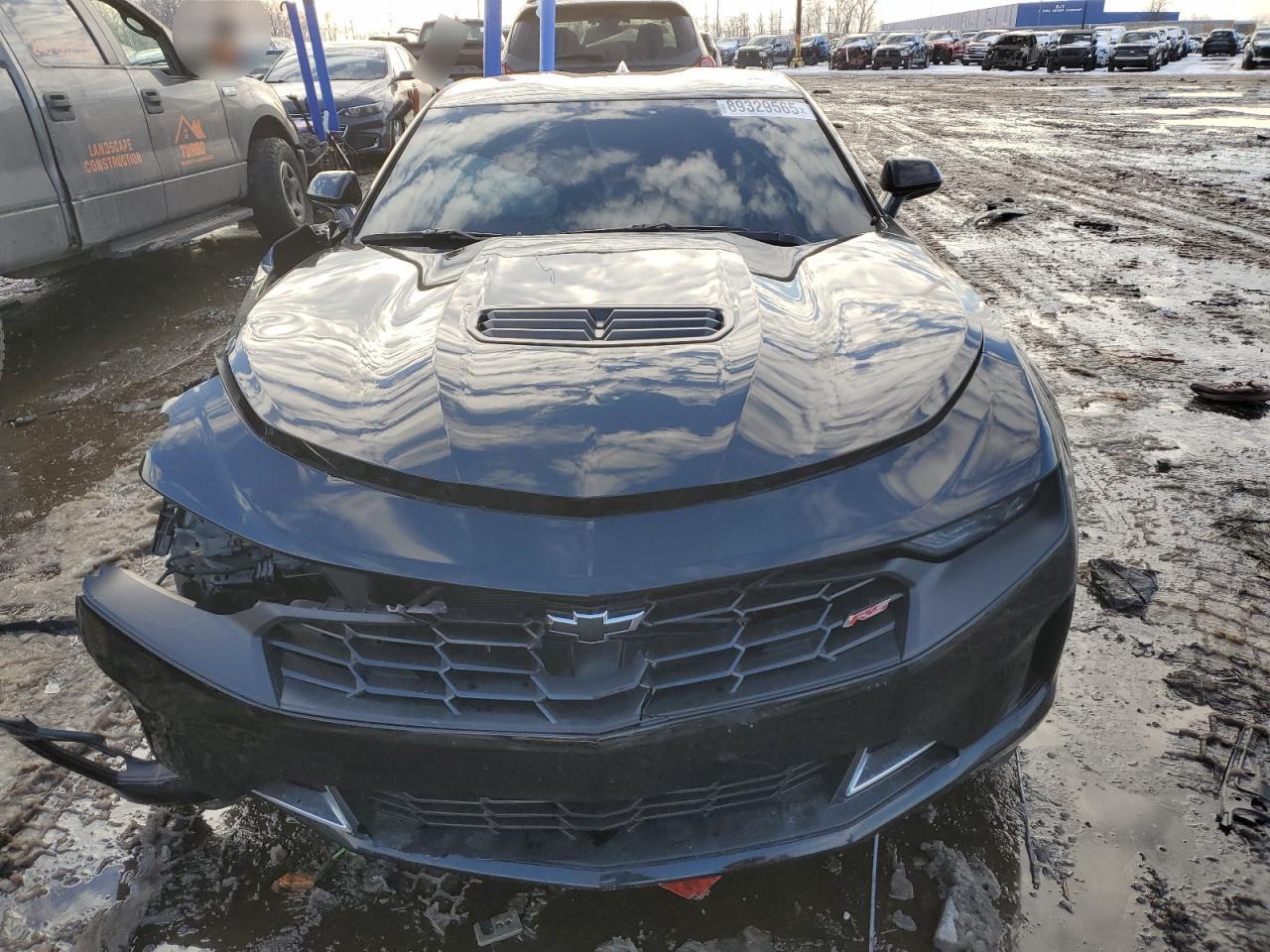 2024 Chevrolet Camaro - Image 5