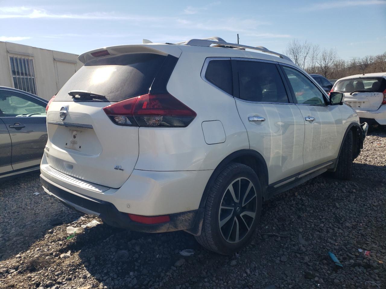 2019 Nissan Rogue - Image 3